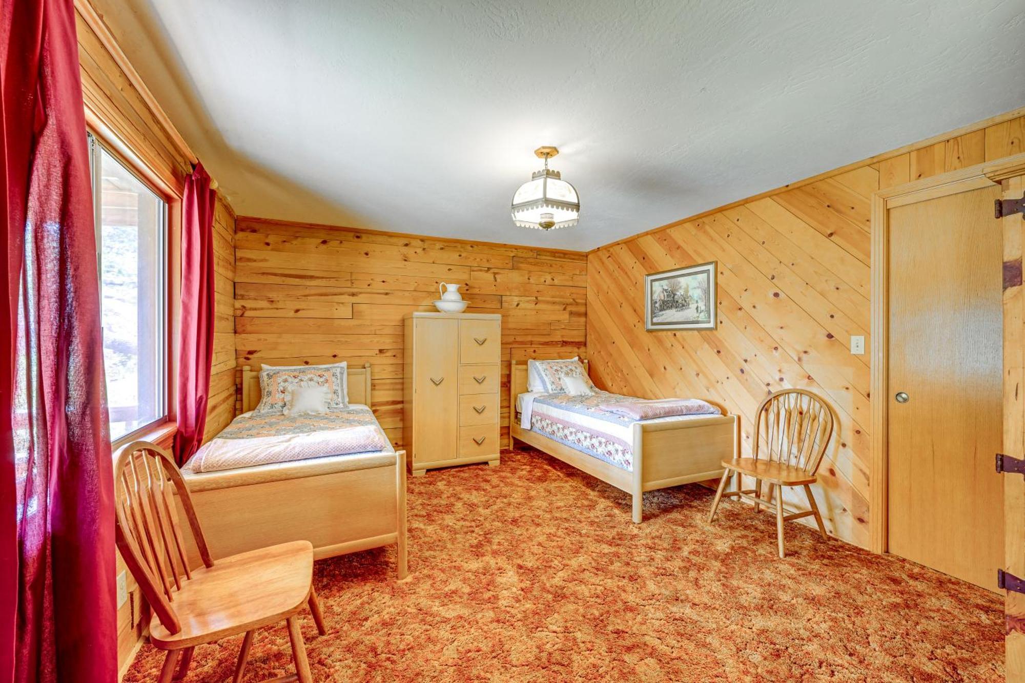 Cozy Family-Friendly Badger Retreat With Fireplace! Luaran gambar
