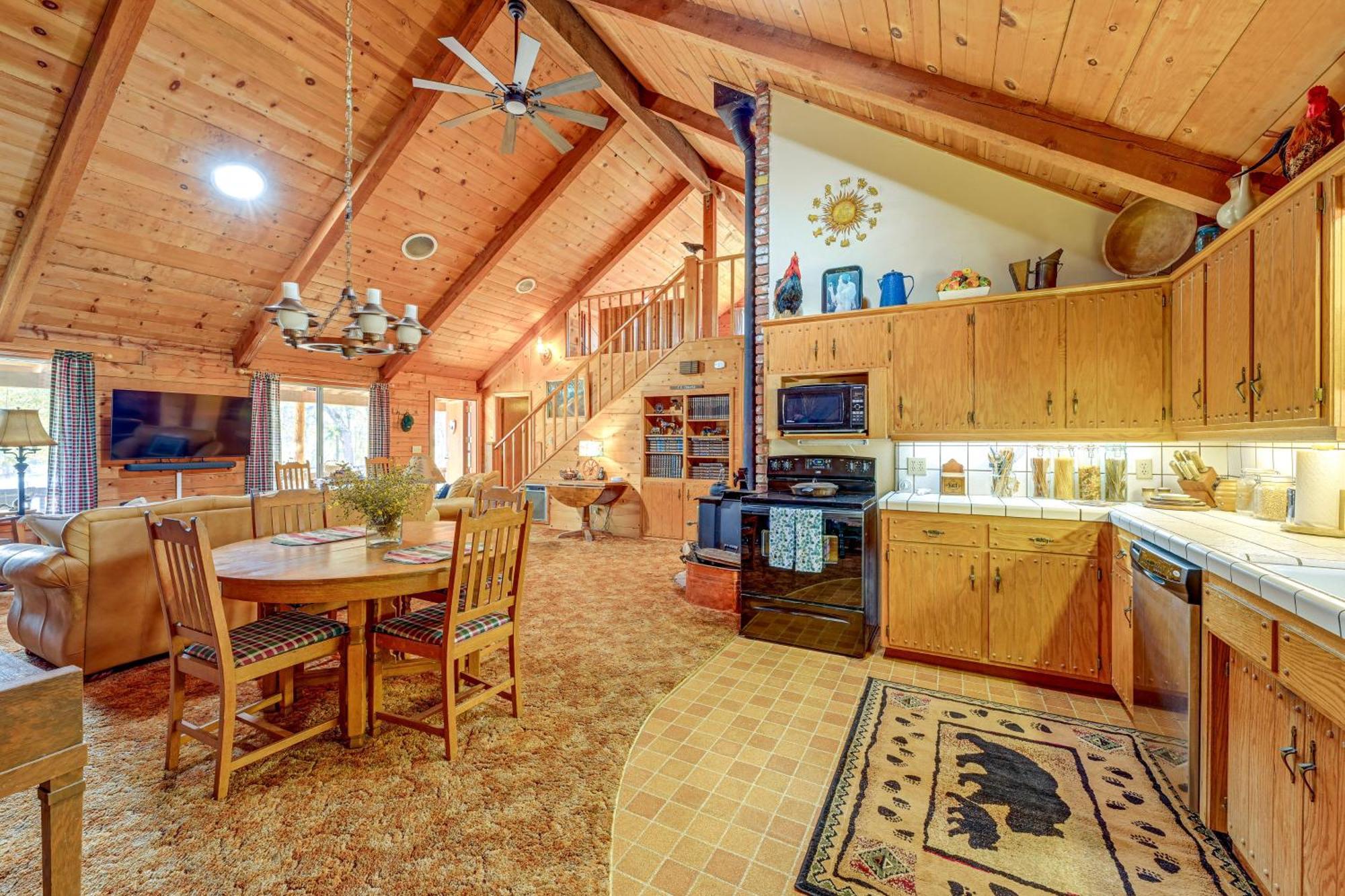 Cozy Family-Friendly Badger Retreat With Fireplace! Luaran gambar